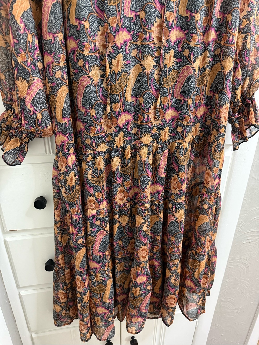 MELLODAY Paisley Floral Long Sleeve Tiered Midi Dress in Mustard, Pink & Navy - Picture 5 of 6